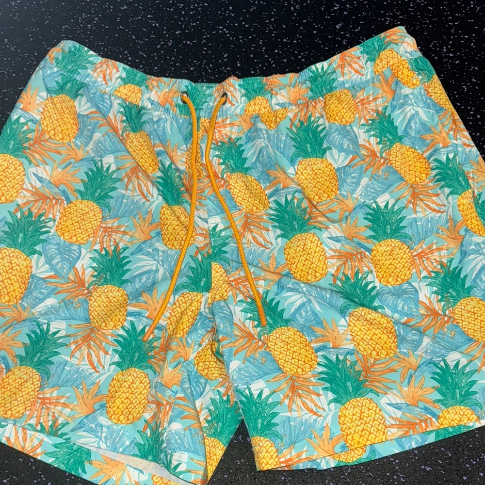 Tropical Pineapple Print Men's Swim Shorts